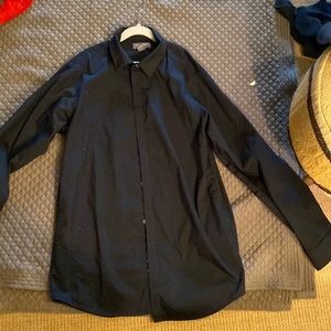 Can Heusen Youth XL (18/20). Black button down dress shirt